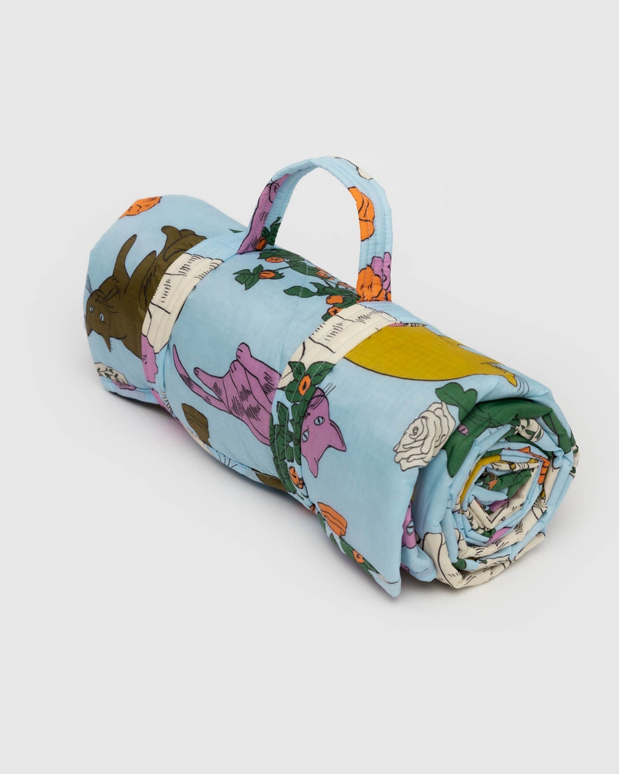 New BAGGU Puffy Picnic Blankets